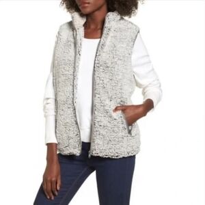 Thread + Supply Zip Up Sherpa Vest